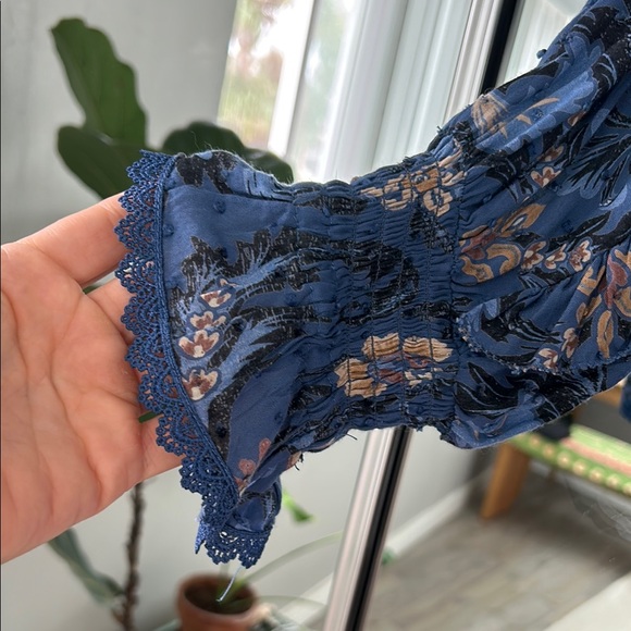 Floral Blue Maxi Dress - Picture 6 of 7